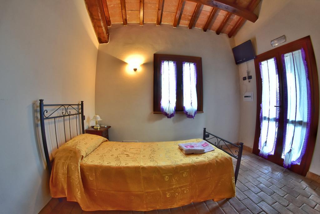 AGRITURISMO ISOLA VERDE SANT'URBANO (Italy) - from US$ 69